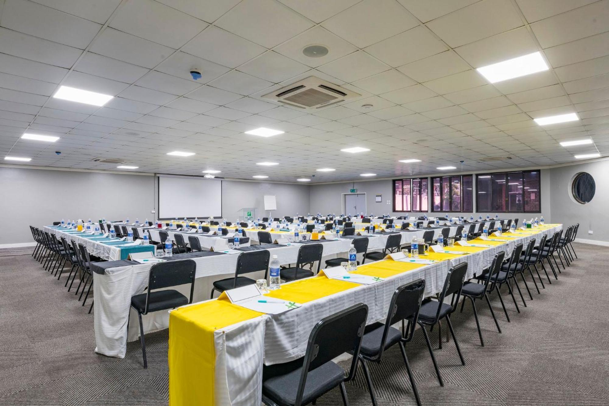 Holiday Inn - Mutare By Ihg Luaran gambar